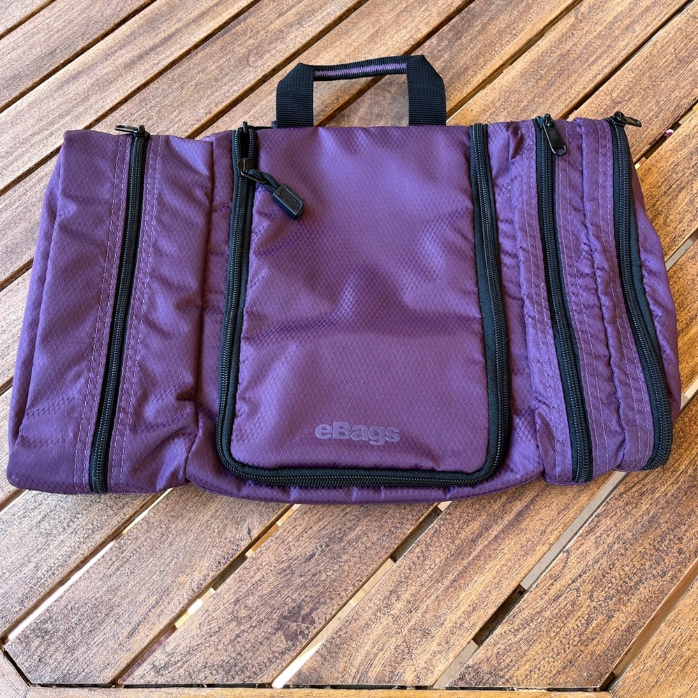 EBags classic pack-it-flat toiletry kit